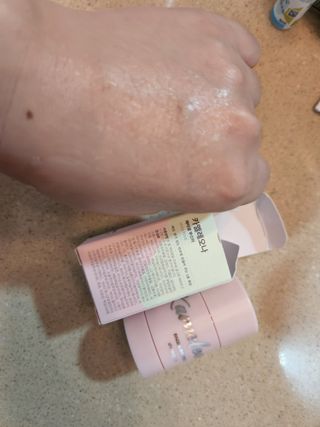 건강누리인터내셔날 카멜레오나 마스크 스틱팩 미네랄부스터 [2종 SET] 샤이닝라이즈(피부톤UP)/톡스릴리프(피부진정) — 5점을 준 리뷰어가 2022년 7월 올린 사용 사진
