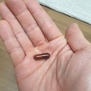 프리마인 홍삼의 강력한 에너지, 이제는 흡수율을 높인 최첨단 캡슐로 간편하게 초고속 충전하세요. — 4점을 준 리뷰어가 2022년 12월 올린 사용 사진