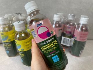 더그레잇티 콤부차 [매일유업] 더그레잇티 44kcal 콤부차 300ml *12개입 (오리지널 6개+베리리치 6개) — 5점을 준 리뷰어가 2023년 7월 올린 사용 사진