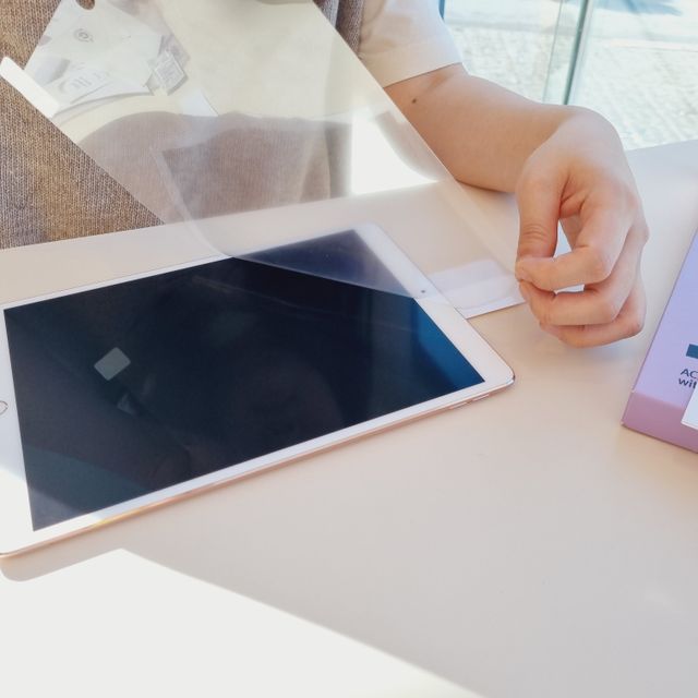 아클리브 Premium 항균 항바이러스 액정 보호필름(iPad) 리뷰 사진