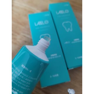 치과에서 쓰는 치약 _ 라벨제로 저불소 꼬마, 키즈, 유아, 베이비, 주니어 안전한 어린이치약 — 5점을 준 리뷰어가 2022년 10월 올린 사용 사진
