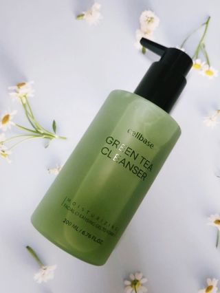 프리마인 메이크업과 들뜨는 각질까지 한방에 깐달걀로! 순하기까지한 셀베이스 그린티클렌저(200ml) — 5점을 준 리뷰어가 2023년 3월 올린 사용 사진