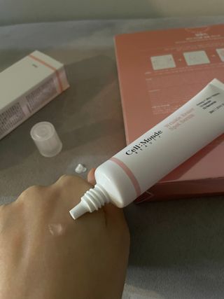 셀몽드 링클 이레이저 스팟 세럼 +핵산 미라클 앰플 마스크 — 5점을 준 리뷰어가 2022년 2월 올린 사용 사진
