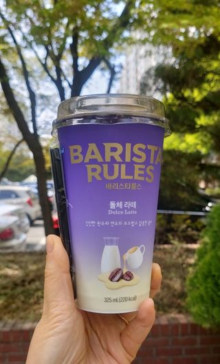 바리스타룰스 돌체 라떼 — 5점을 준 리뷰어가 2023년 4월 올린 사용 사진