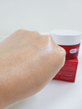 레드투래드 센서티브 슈퍼 크림 50ml — 5점을 준 리뷰어가 2021년 9월 올린 사용 사진