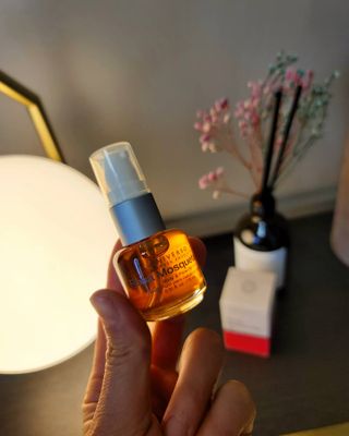유니베르소 로즈힙 오일 15ml — 5점을 준 리뷰어가 2021년 4월 올린 사용 사진