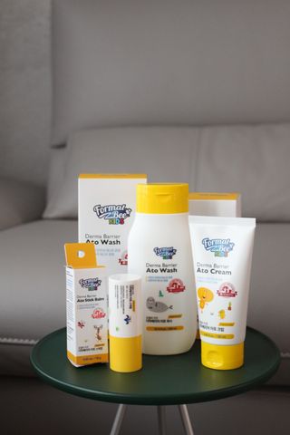 포멀비 키즈 더마베리어 아토 세트(크림 120ml+워시 300ml+스틱밤 18g) — 5점을 준 리뷰어가 2023년 11월 올린 사용 사진