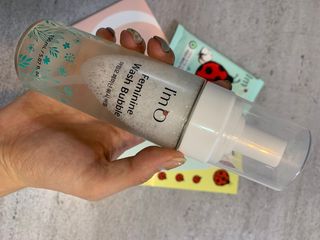 아임오 페미닌워시 150ML + 페미닌티슈6입 + 아임오스티커 + 쿠폰북 — 5점을 준 리뷰어가 2021년 10월 올린 사용 사진
