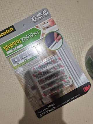 3M 방충망보수테이프 + 벌레막이 방충망밴드 — 5점을 준 리뷰어가 2025년 5월 올린 사용 사진