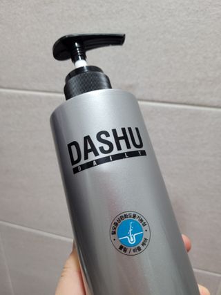 다슈코리아 다슈 데일리 두피 딥 클렌징 샴푸 500ml — 5점을 준 리뷰어가 2021년 2월 올린 사용 사진