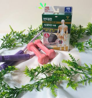 반테린서포터 무릎보호대 — 5점을 준 리뷰어가 2021년 6월 올린 사용 사진
