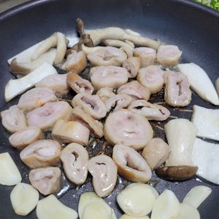 백석푸드시스템 [매진] 맛있는 막창세트 400g — 5점을 준 리뷰어가 2021년 6월 올린 사용 사진