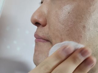 오투에니원 화이트 스완 갈락토미세스 비타민 C 필링 패드 60매 — 5점을 준 리뷰어가 2022년 12월 올린 사용 사진