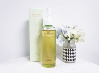 스킨큐어 산다화 순한 클렌징 동백 오일 200ml — 5점을 준 리뷰어가 2023년 12월 올린 사용 사진
