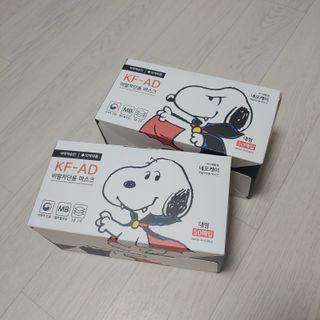 JHWORLD 스누피 마스크 정품 스누피 KF-AD 국내 비말차단 아동용 성인용 일회용 덴탈마스크 50매 — 5점을 준 리뷰어가 2021년 6월 올린 사용 사진