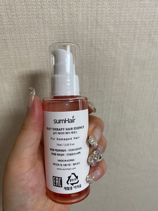 썸헤어 / SUMHAIR 썸헤어 실키 테라피 헤어 에센스 — 5점을 준 리뷰어가 2021년 6월 올린 사용 사진