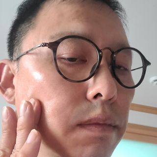 렉스리 닥터 올인원 세럼 Rexri Dr.All-in-one Serum — 4.5점을 준 리뷰어가 2022년 8월 올린 사용 사진