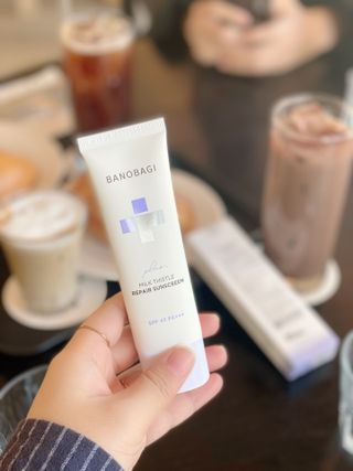 바노바기 코스메틱 바노바기 밀크씨슬 리페어 시카 선스크린 플러스 50ml — 5점을 준 리뷰어가 2023년 1월 올린 사용 사진