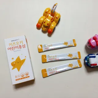 [이뮤니티플러스]우리아이 면역오키, 건강오키 _ 키즈오키 어린이홍삼 10포 1box — 4점을 준 리뷰어가 2022년 1월 올린 사용 사진