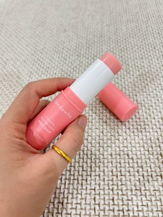 스킨큐어 산다화 카멜리아 안티 링클 멀티밤 — 5점을 준 리뷰어가 2022년 12월 올린 사용 사진