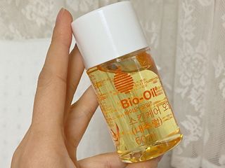 바이오오일 [바이오-오일] 스킨케어 오일 내추럴 60ml — 5점을 준 리뷰어가 2021년 11월 올린 사용 사진