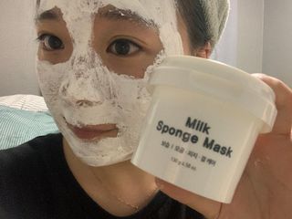 리더스코스메틱 리더스 밀크 스폰지 마스크 — 5점을 준 리뷰어가 2021년 10월 올린 사용 사진
