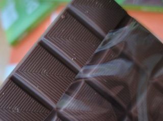 당류2g 자일리톨로 단맛을낸 슈카 퓨어비건 무설탕초콜릿 Xucker vegan 2개입 — 3점을 준 리뷰어가 2021년 4월 올린 사용 사진