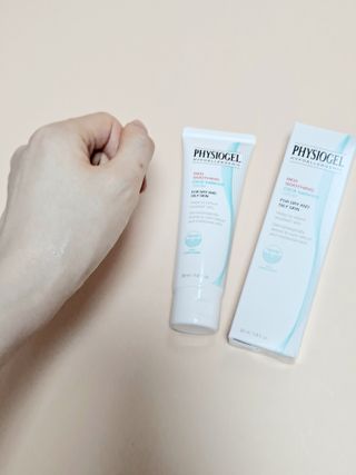 피지오겔 레드수딩 시카밸런스 크림 50ml — 5점을 준 리뷰어가 2022년 4월 올린 사용 사진