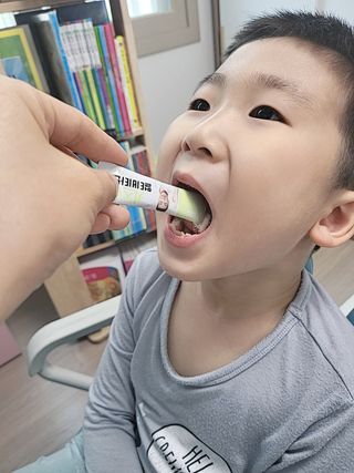 연세생활건강 키즈텐 멀티비타민 1BOX (30포) — 5점을 준 리뷰어가 2022년 5월 올린 사용 사진
