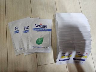 3M 넥스케어 블레미쉬 여드름패치 릴리프 111매(짜기 전 케어) +알코올스왑 증정 — 5점을 준 리뷰어가 2024년 5월 올린 사용 사진