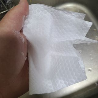 부직포나라 중금속유해물질ZERO 뜯어쓰는 주방 일회용수세미 60매 2매 — 5점을 준 리뷰어가 2022년 9월 올린 사용 사진