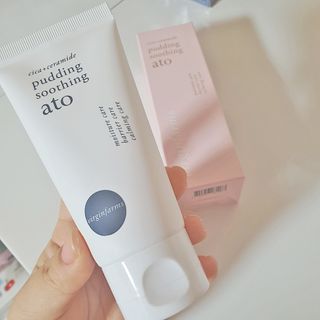 냉장고에 넣어요, 붉은 트러블 피부 다음날 진정되요 [버진팜스 푸딩수딩아토] — 5점을 준 리뷰어가 2021년 1월 올린 사용 사진