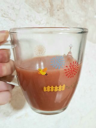 BLENDY'S 핑크 스무디+블론디 스무디 — 3점을 준 리뷰어가 2021년 11월 올린 사용 사진