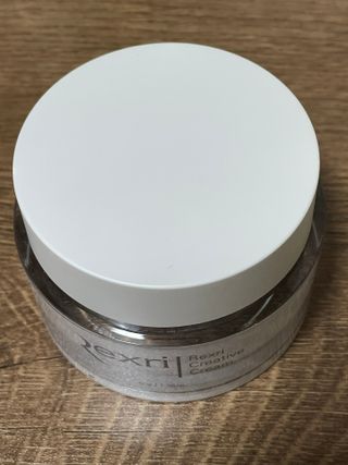 렉스리 크리에이티브 크림  Rexri Creative Cream — 5점을 준 리뷰어가 2021년 10월 올린 사용 사진