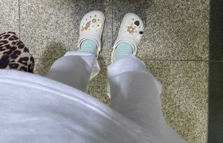 [사이즈가 있는 양말 필로이]여자 순면 통파일 꿀잠 수면 양말【 S, M, L 】3가지 사이즈_컬러 랜덤 3족 — 5점을 준 리뷰어가 2022년 10월 올린 사용 사진