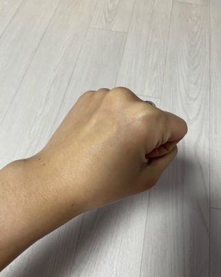 아이코이 디펜더 미백 크림 수분 기미잡티 수부지 색소침착 — 5점을 준 리뷰어가 2022년 12월 올린 사용 사진