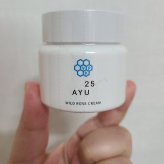 AYU25[아유트웬티파이브]다마스크로즈워터 베이스 천연 수분 촉촉 크림 — 5점을 준 리뷰어가 2021년 4월 올린 사용 사진