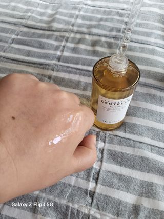 [스킨1004] 마다가스카르 센텔라 앰플 100ml — 5점을 준 리뷰어가 2024년 5월 올린 사용 사진