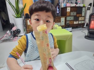다나음 셀렌에 빠진 아연면역젤리 열대과일맛+사과맛 — 5점을 준 리뷰어가 2023년 1월 올린 사용 사진
