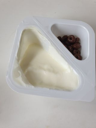 매일바이오 토핑요거트 — 5점을 준 리뷰어가 2021년 5월 올린 사용 사진