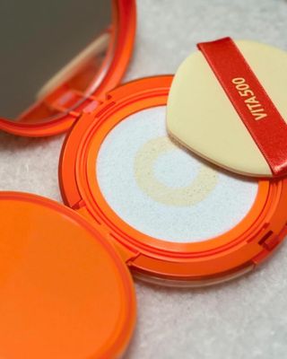 광동생활건강 MF[광동] 비타500✨주름개선·미백·SPF50+🌞퍼펙트쉴드 빅 선쿠션 본품 — 4점을 준 리뷰어가 2024년 5월 올린 사용 사진