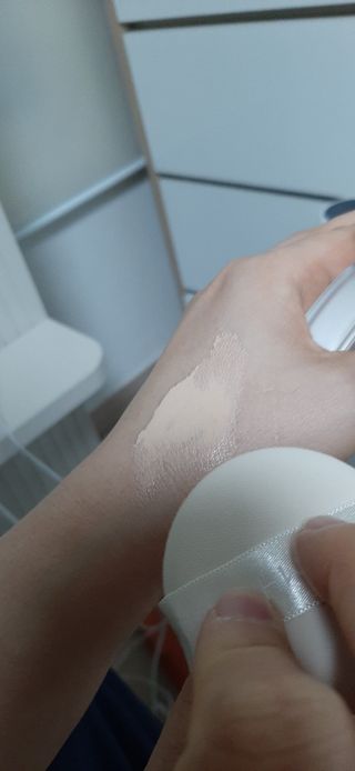 [트라움하프트] 컴포트 핏 쿠션 — 5점을 준 리뷰어가 2023년 1월 올린 사용 사진