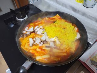 응큼떡볶이 — 5점을 준 리뷰어가 2021년 3월 올린 사용 사진
