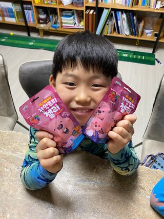 [팔도] 잔망루피젤리 믹스베리맛 42g 8개 — 5점을 준 리뷰어가 2022년 2월 올린 사용 사진