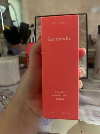 산다화 더블 이펙트 안티 링클 세럼 50ml — 3.5점을 준 리뷰어가 2021년 11월 올린 사용 사진