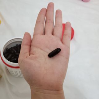 Swisse 스위스 고함량 프로폴리스 2,000mg 210정 — 4점을 준 리뷰어가 2021년 3월 올린 사용 사진