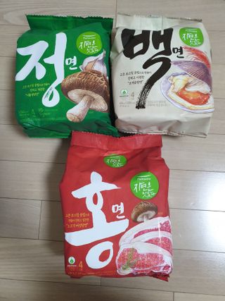[풀무원] 자연은맛있다 정면, 백면, 홍면  세트 — 5점을 준 리뷰어가 2021년 4월 올린 사용 사진