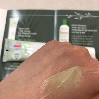건선/아토/습진/민감성 피부 천연보습진정크림 소리온 크림 & 센시티브 크림 50g — 5점을 준 리뷰어가 2022년 1월 올린 사용 사진