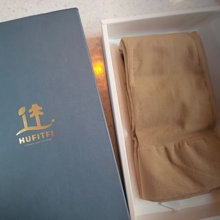 휴핏플 [네이버 구매] 허벅지형 의료용 압박스타킹 압박밴드 — 4.5점을 준 리뷰어가 2025년 1월 올린 사용 사진