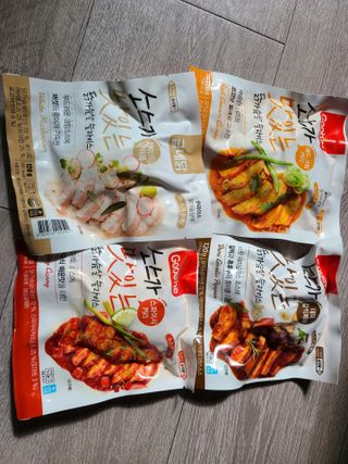 굽네몰 [굽네] 소스가 맛있는 닭가슴살 슬라이스 4종 — 4점을 준 리뷰어가 2021년 4월 올린 사용 사진